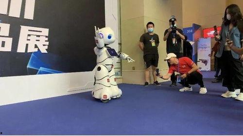 天爱夫妇朋友爆料视频,甜蜜背后的故事 第2张 天爱夫妇朋友爆料视频,甜蜜背后的故事 第2张